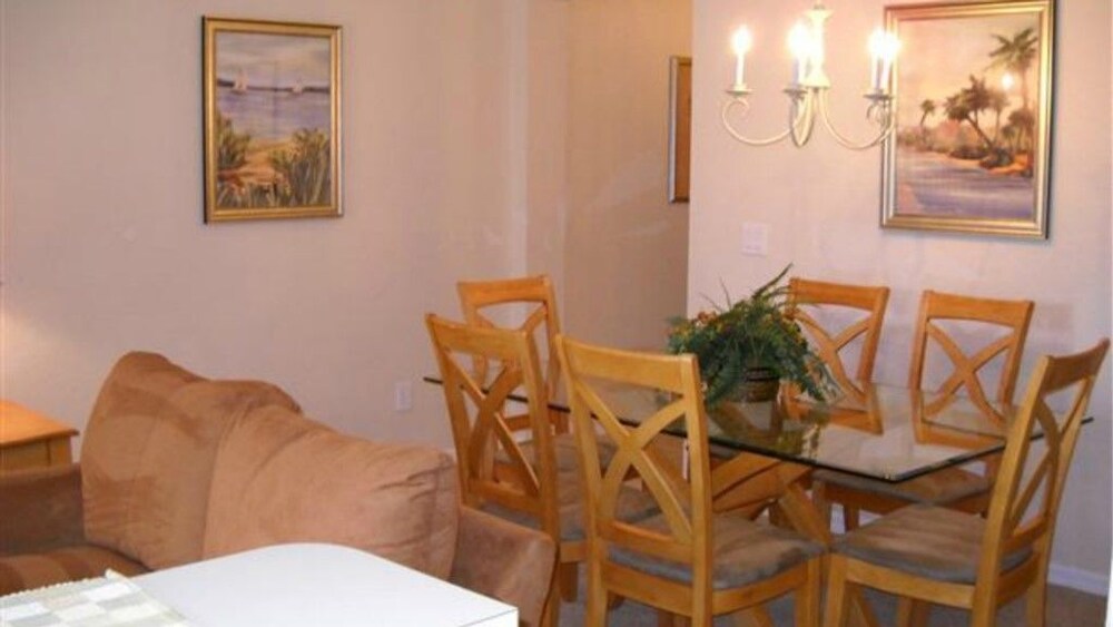 TweedleDum & Dees Townhome - photo 6