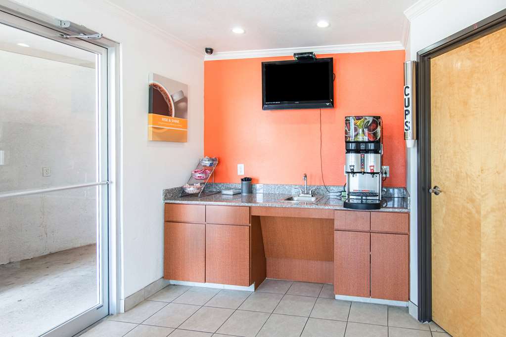 Motel6 Hutchins TX - photo 27