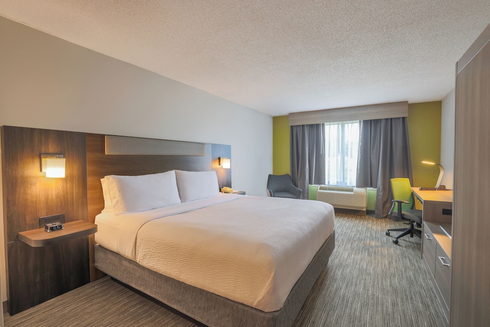 Holiday Inn Express & Suites Raleigh North Wake Forest by IHG - photo 4