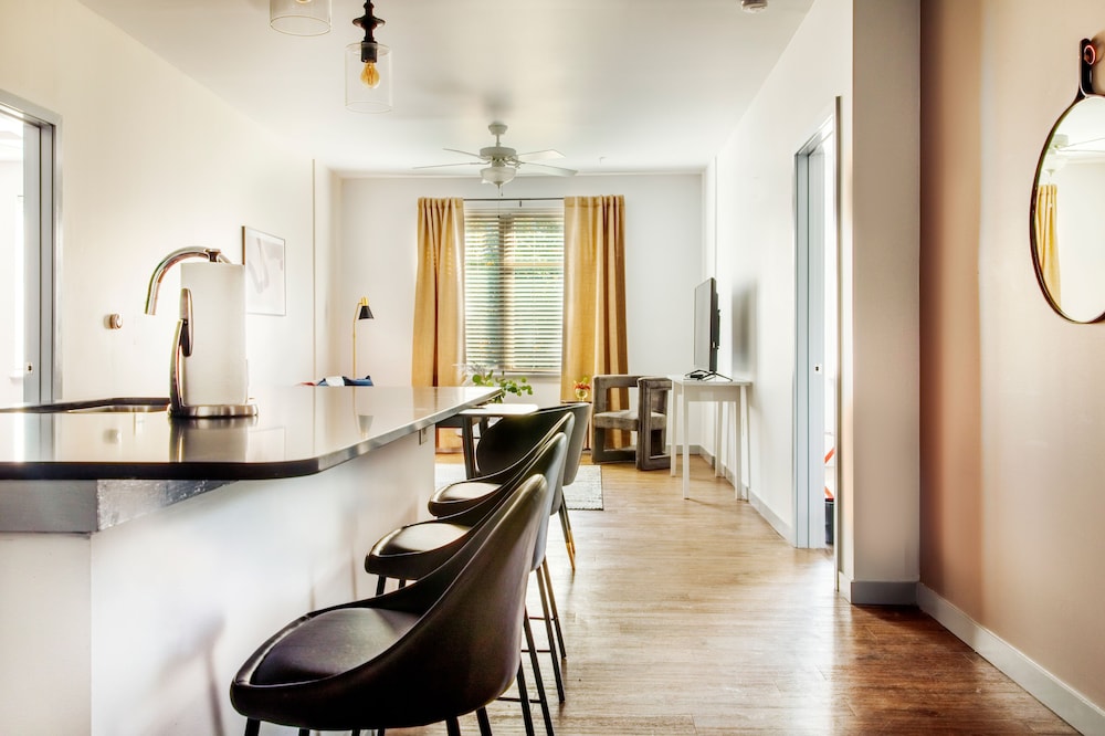 Placemakr Music Row - photo 49