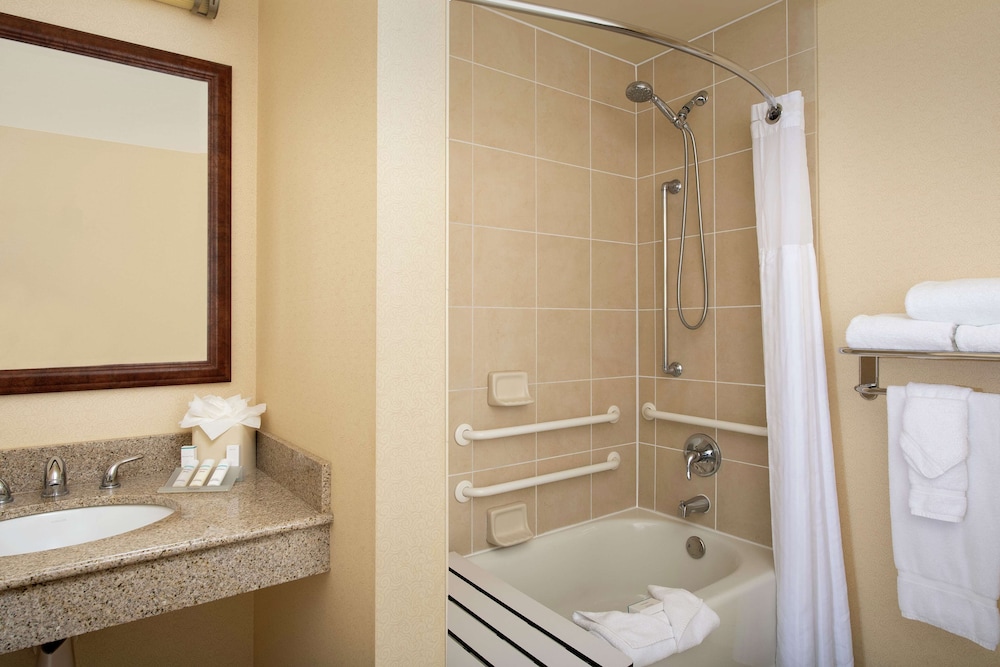 Hilton Garden Inn Yakima Downtown - photo 22