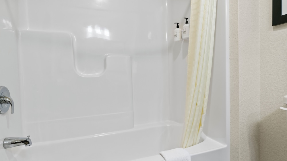 Cobblestone Inn & Suites Julesburg - photo 52