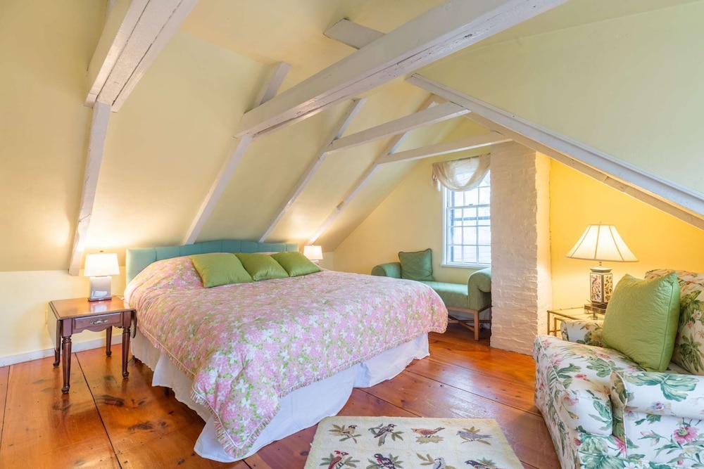 Rockmere Inn - photo 8