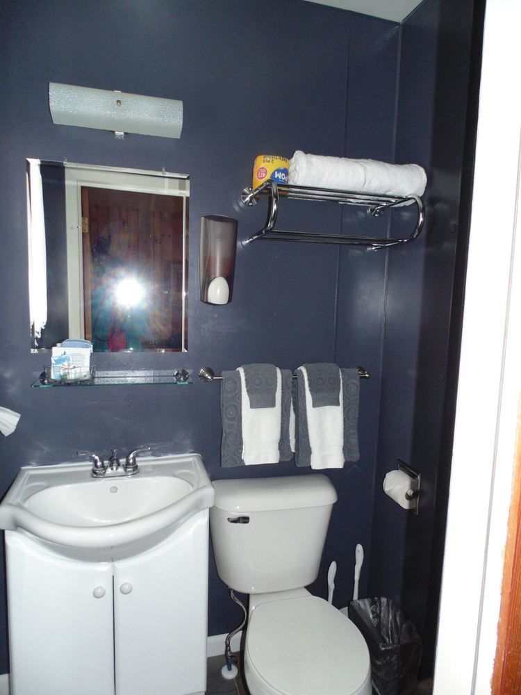 Brookside Motel - photo 19