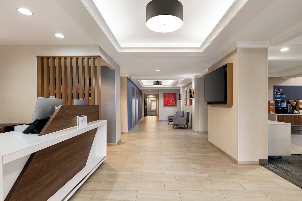 Holiday Inn Express and Suites Tuscaloosa University an IHG Hotel - photo 64