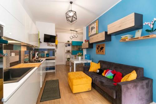 GuestHost Vanchiglia Sunny Flat — 4-Star Luxury Hotel in Turin, Italy