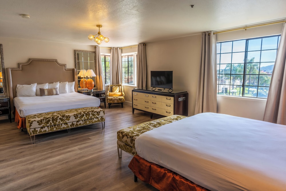 Sands Inn & Suites - photo 17