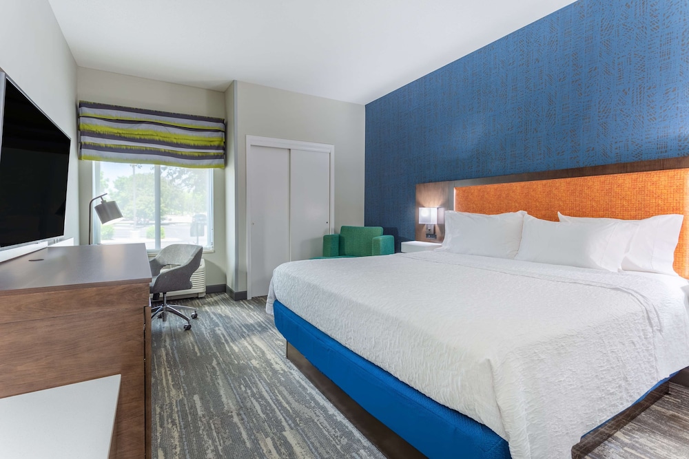 Hampton Inn Sioux Falls - photo 14