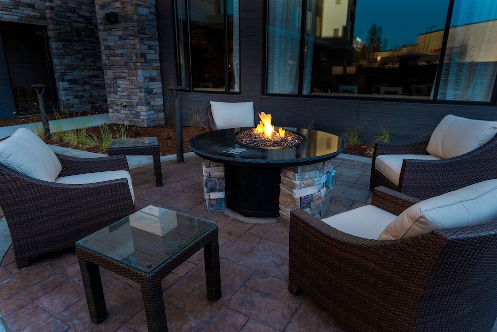 Staybridge Suites Coeur D'Alene by IHG - photo 18