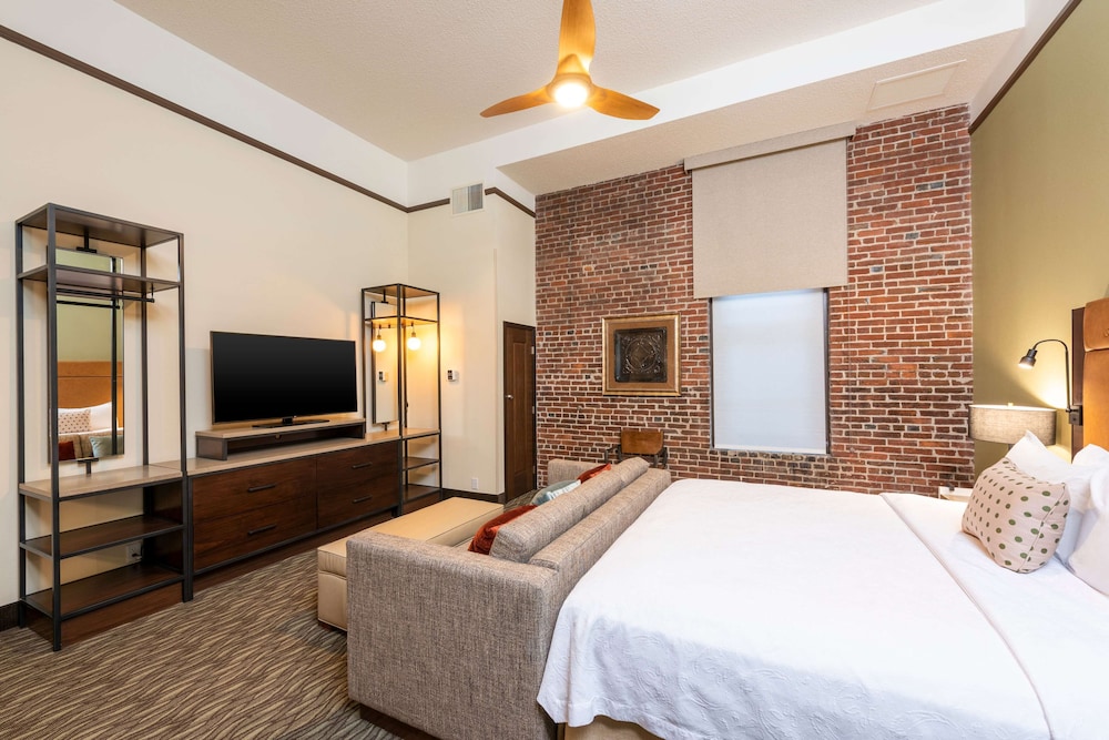 Homewood Suites by Hilton Indianapolis Downtown - photo 9