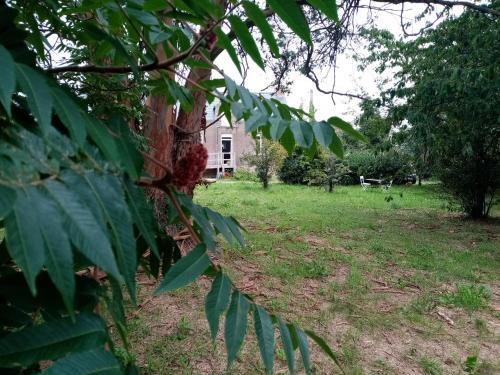 Chez Claudine - carbon neutral hotel in Peaule