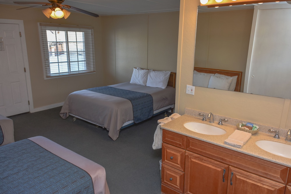 Panamint Springs Resort - photo 9