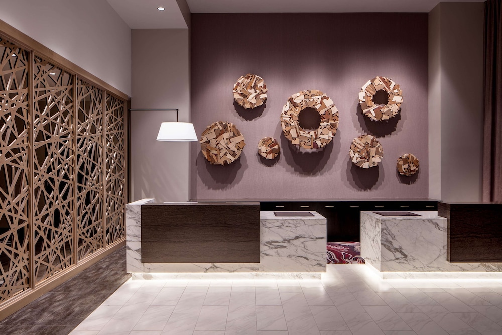 Embassy Suites by Hilton Minneapolis Downtown - photo 5