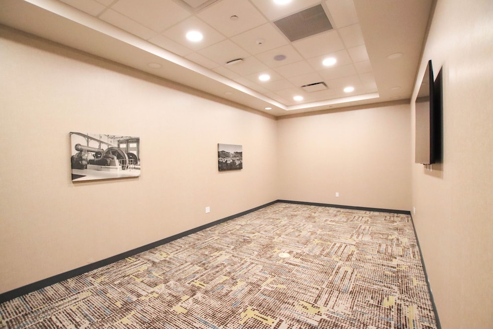 Hampton Inn Lead - photo 30