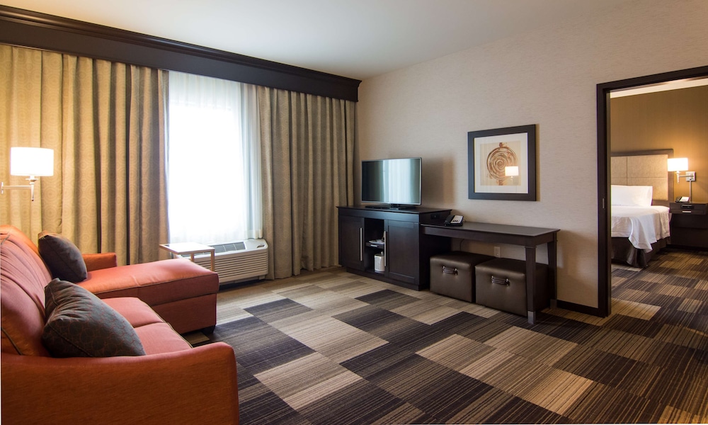 Hampton Inn Orange City - photo 22