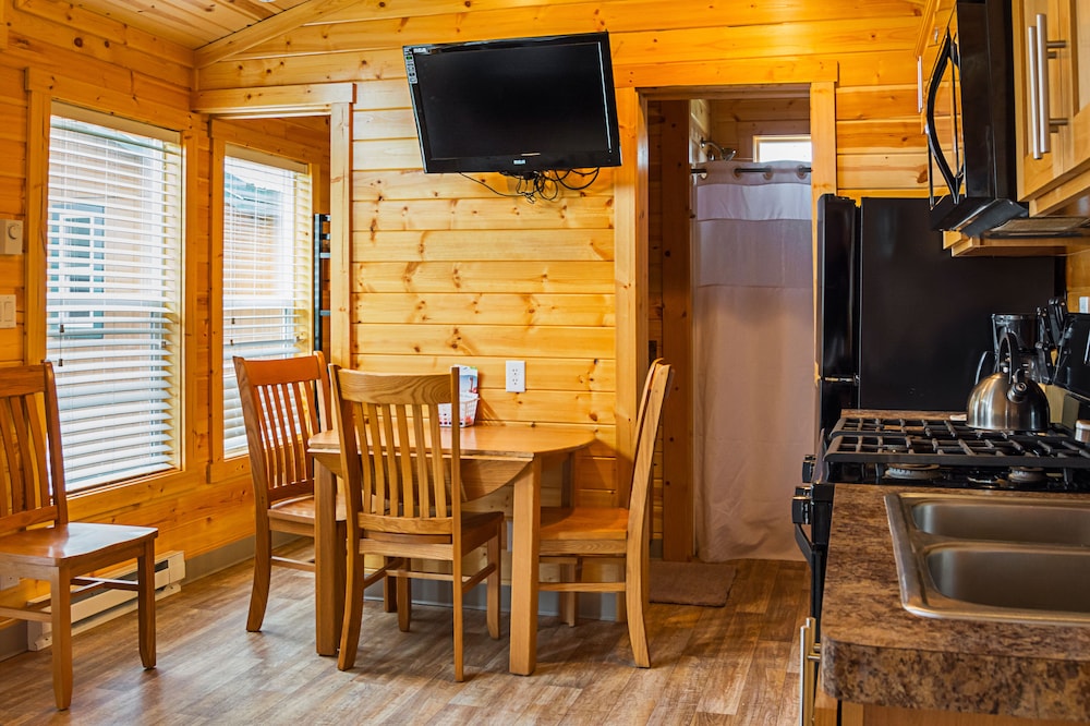 Long Beach RV & Camping Resort - photo 10
