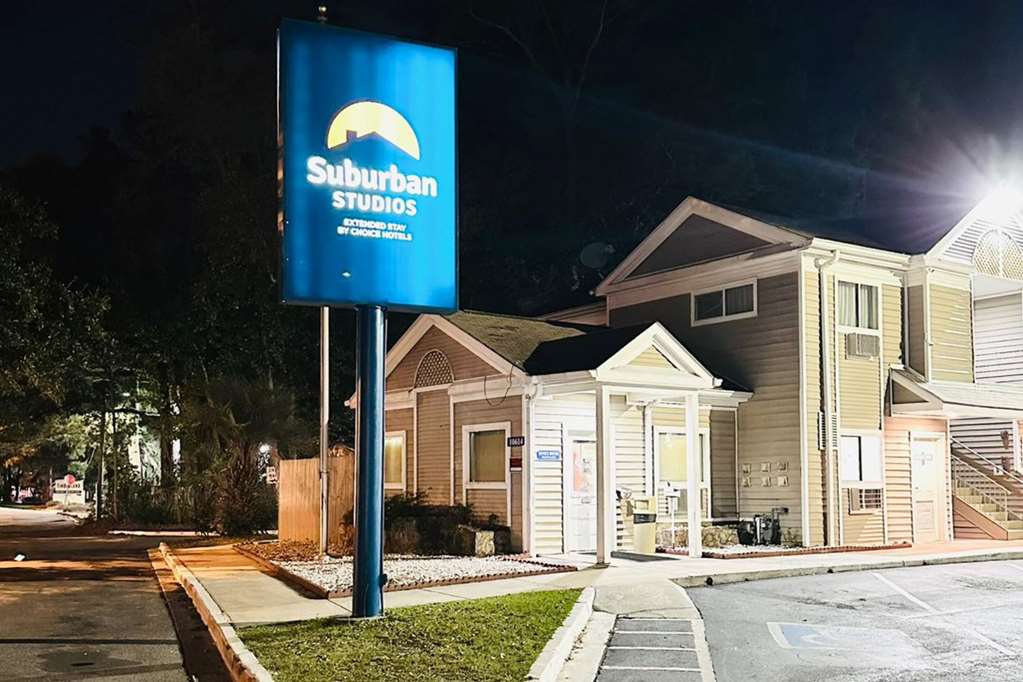 Suburban Extended Stay Abercorn - photo 6