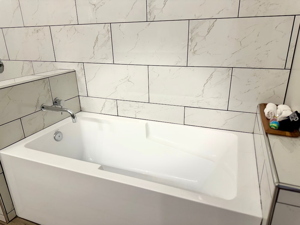 The Benjamin Hotel - photo 46