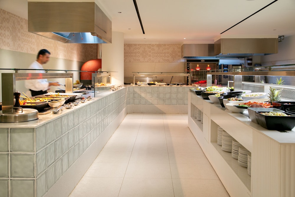 מזון ומשקאות