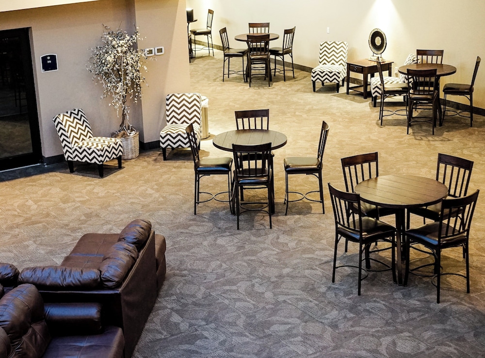Boarders Inn & Suites by Cobblestone Hotels Grand Island - photo 45