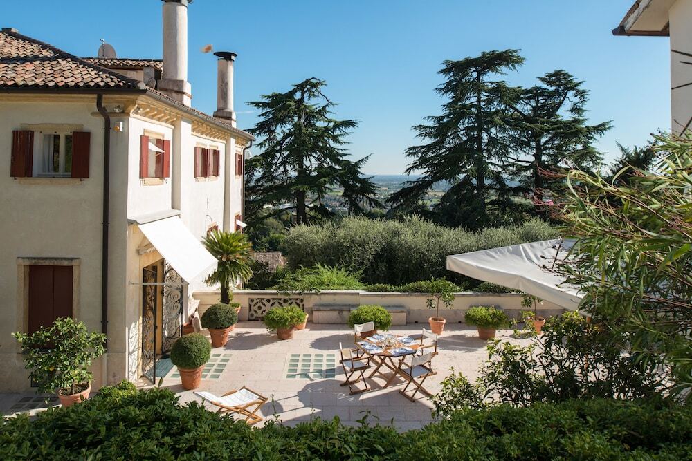 Villa il Galero — 4-Star Luxury Hotel in Asolo, Italy