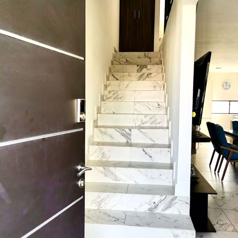 Casa Roma — 4-Star Luxury Hotel in Xochitepec, Mexico