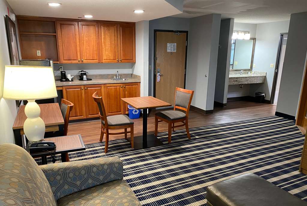 AmericInn by Wyndham Chanhassen - photo 28