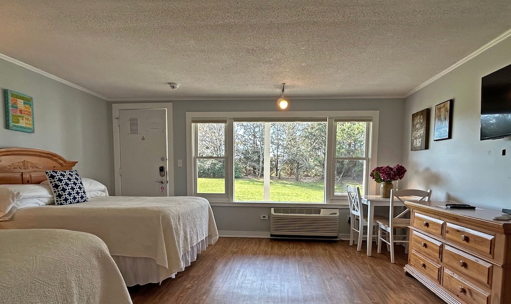 The Island Inn on Martha's Vineyard - photo 38