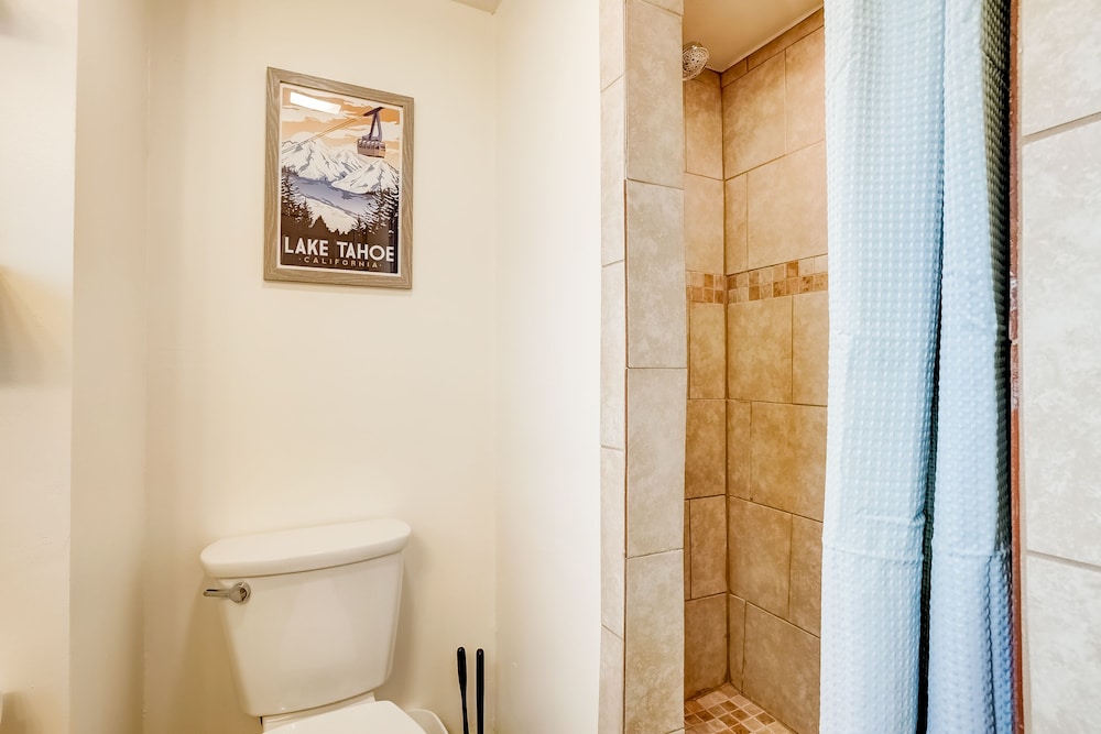 Tahoe Mountain inn - photo 83