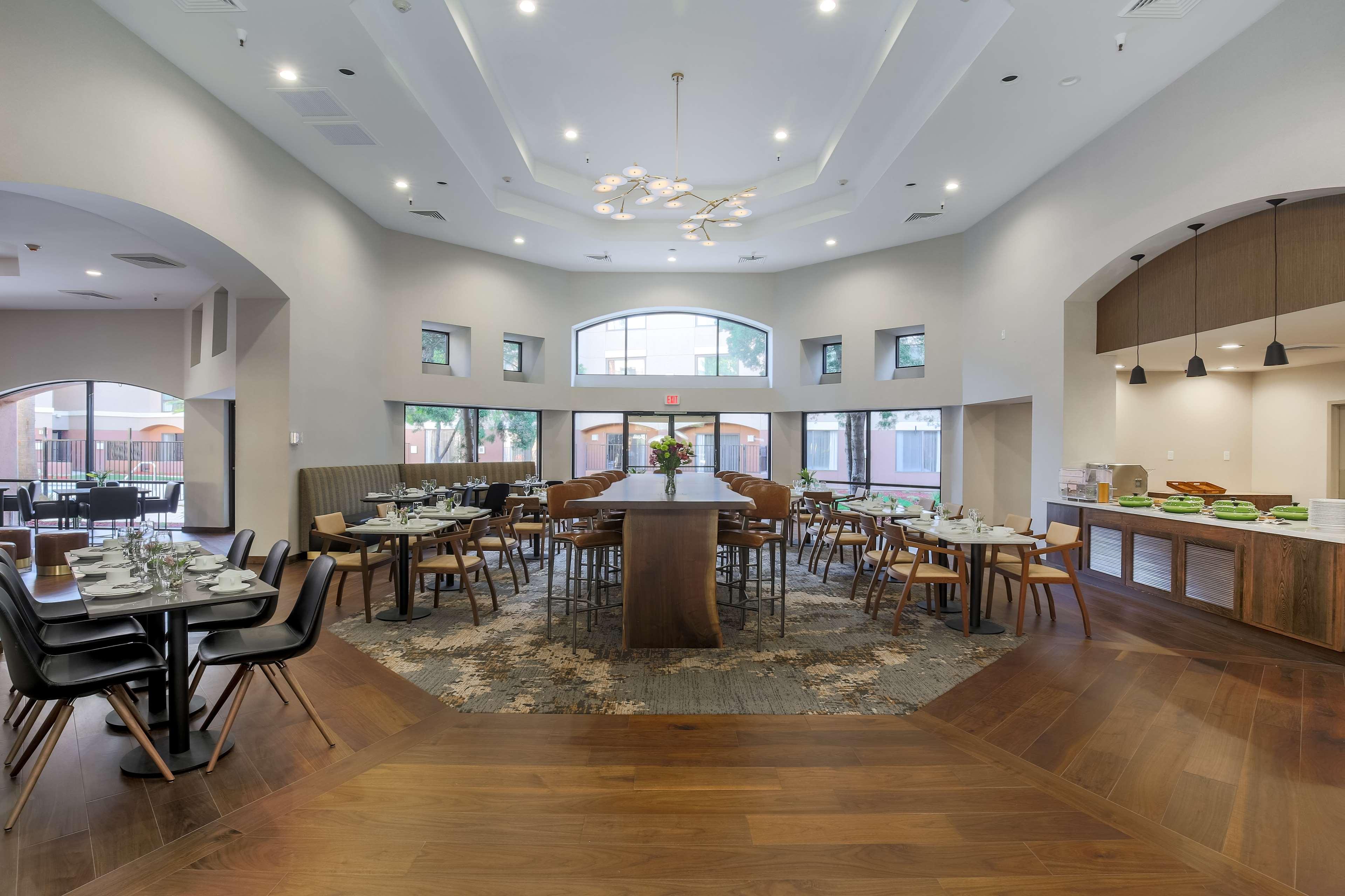 DoubleTree Suites by Hilton Sacramento Rancho Cordova - photo 45