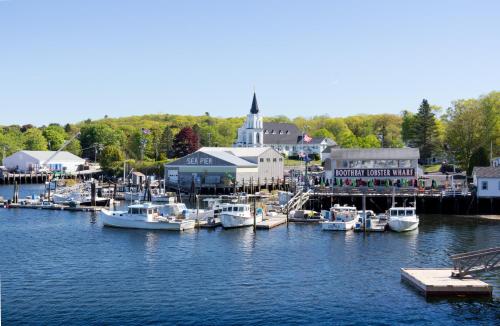 Brown's Wharf Inn - photo 5
