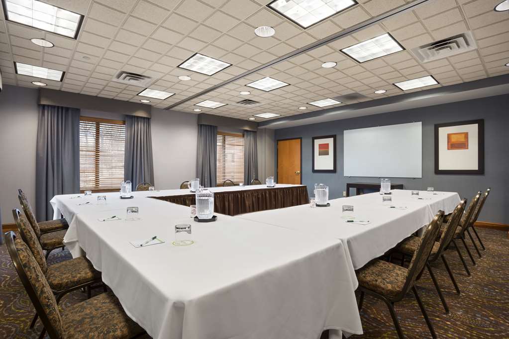 Wingate by Wyndham Sylvania Toledo - photo 39