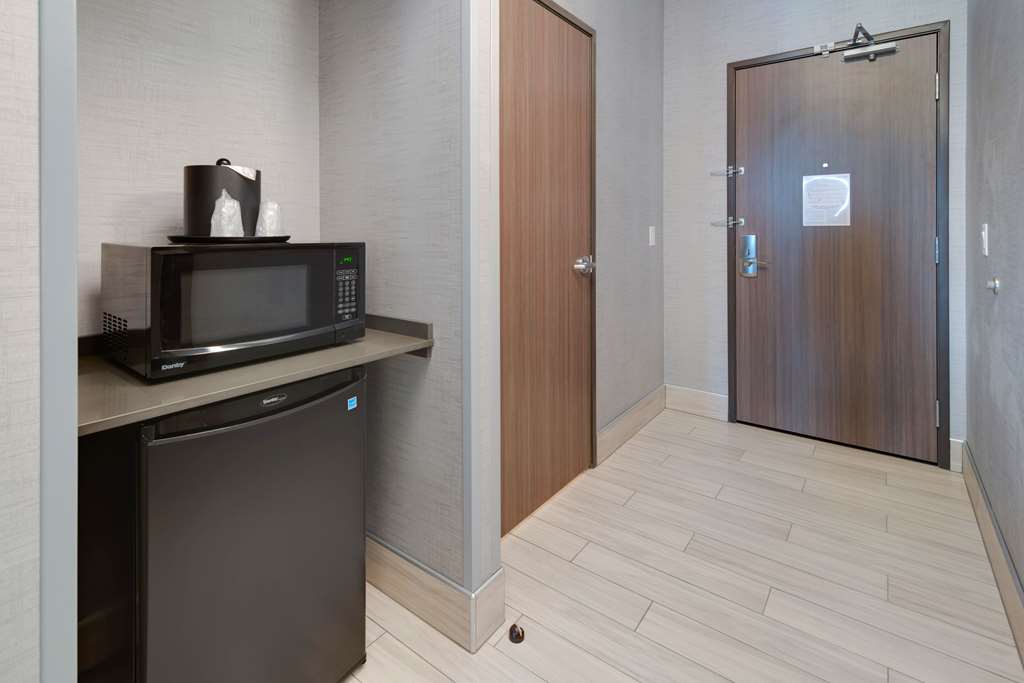 Comfort Suites Kennewick At Southri - photo 17