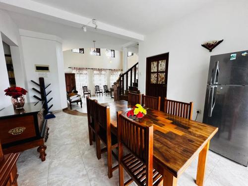 Pearl Villa Mirissa — 4-Star Luxury Hotel in Mirissa City, Sri Lanka