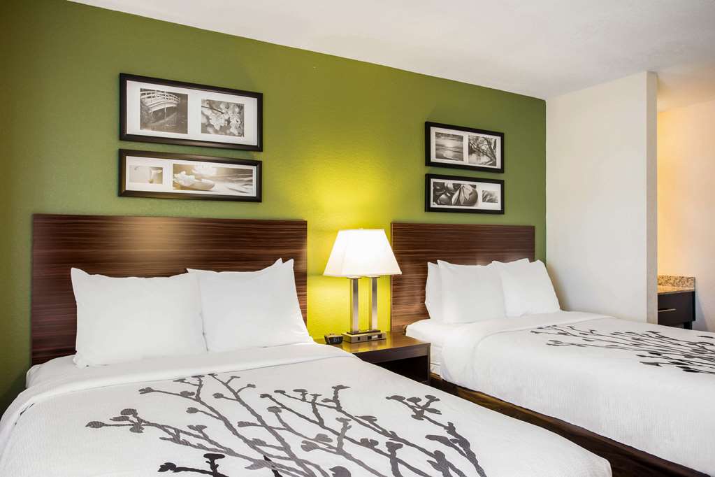 Quality Inn Kansas City International Airport - photo 8