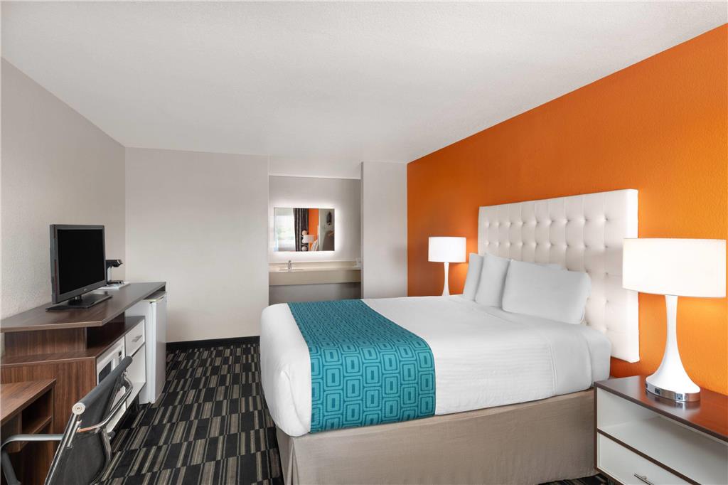 Howard Johnson by Wyndham Modesto Ceres - photo 13