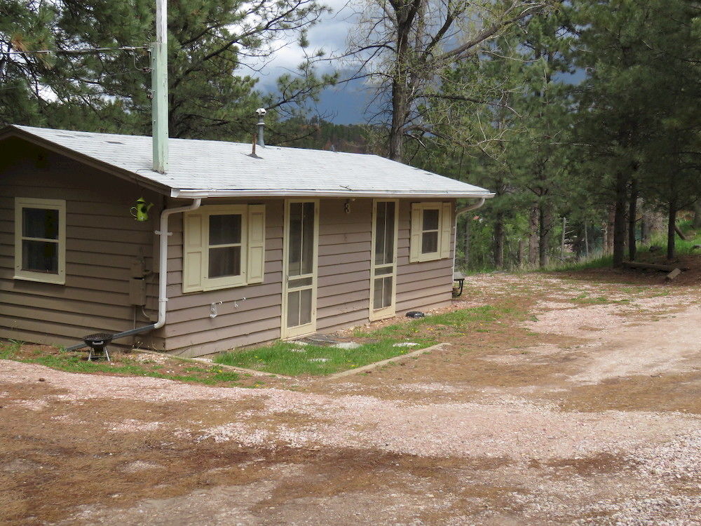 Robins Roost Cabins - featured photo