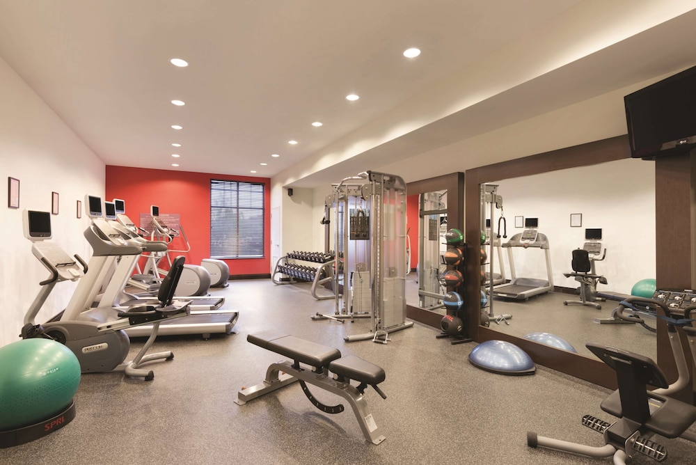 Hilton Garden Inn Fargo - photo 40
