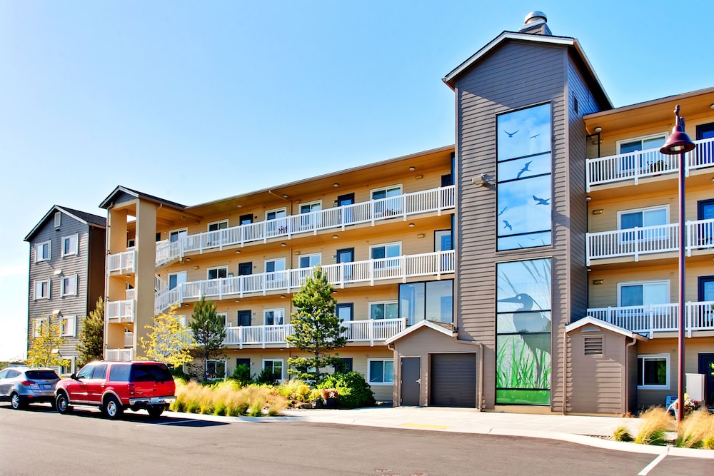 Outlook Condos at Oyhut Bay Resort in Ocean Shores, United States