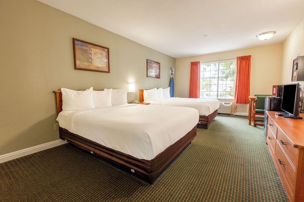 Hotel Avenida San Clemente Beach - photo 6