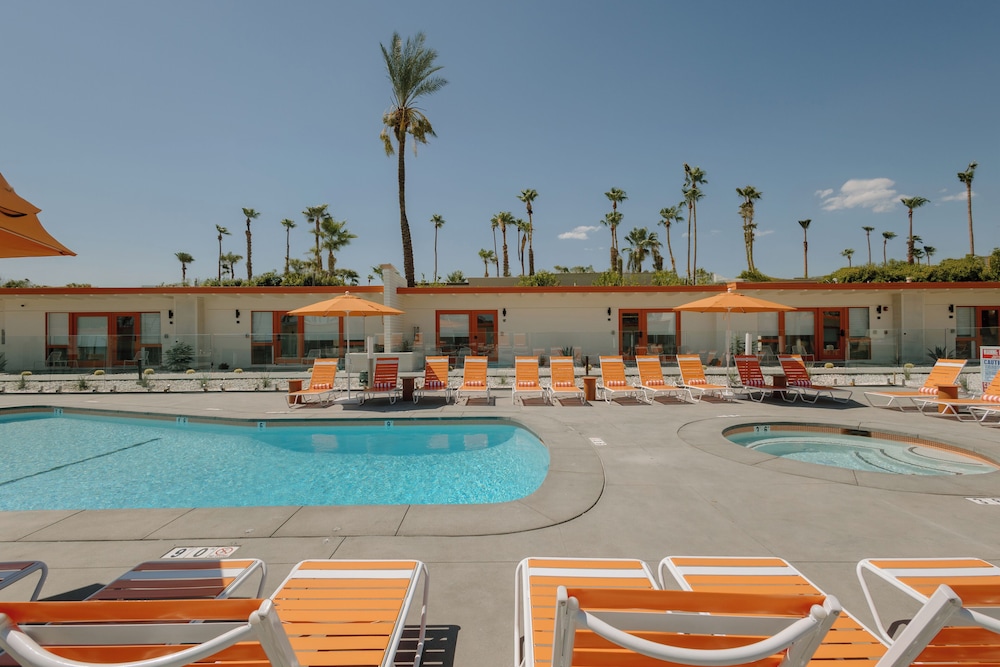 Mojave Resort Adults Only - photo 51