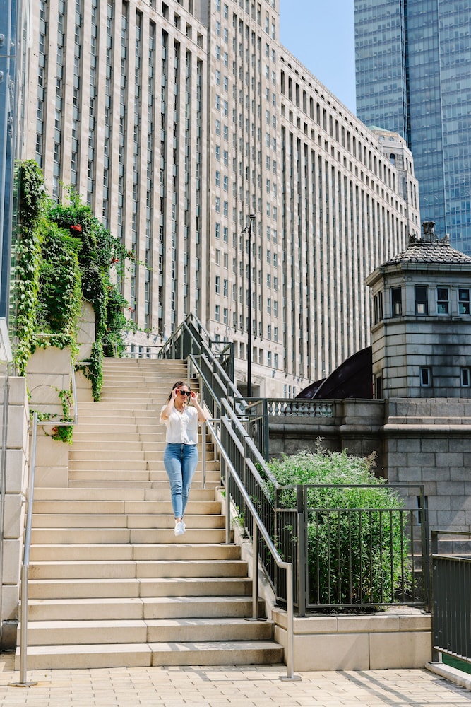 voco Chicago Downtown Riverwalk by IHG - photo 197
