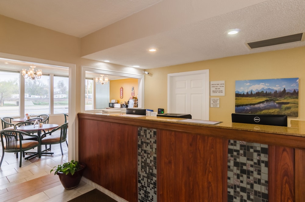 Alamo Inn & Suites - carbon neutral hotel in Gillette