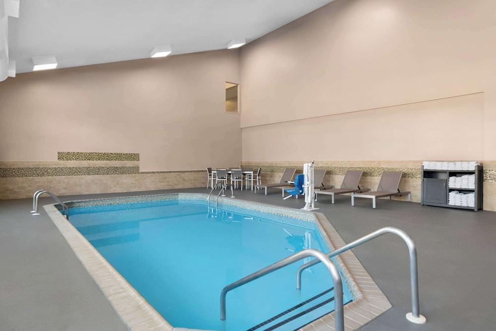Country Inn & Suites by Radisson Coon Rapids MN - photo 61