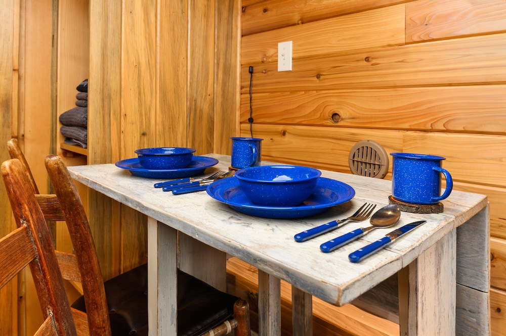 Tiny Digs Hotel of Tiny Houses - photo 17
