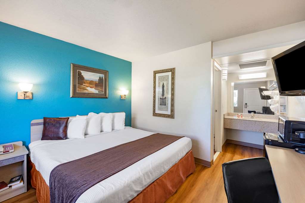 Travelodge by Wyndham Miles City - photo 18