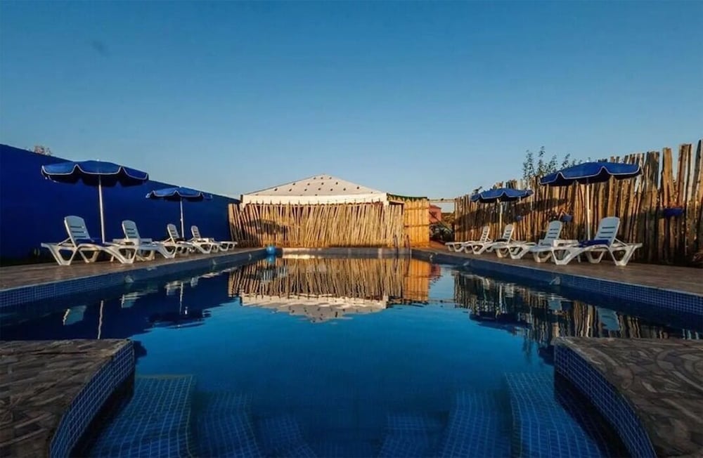 Titrite de l’atlas in Azilal, Morocco