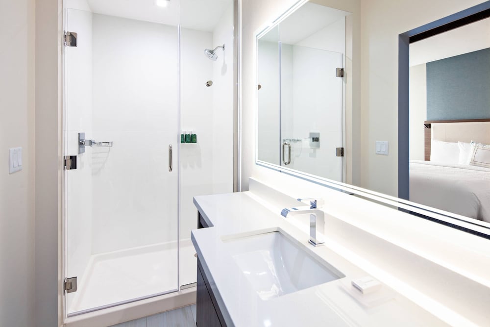 SpringHill Suites by Marriott Escondido Downtown - photo 12