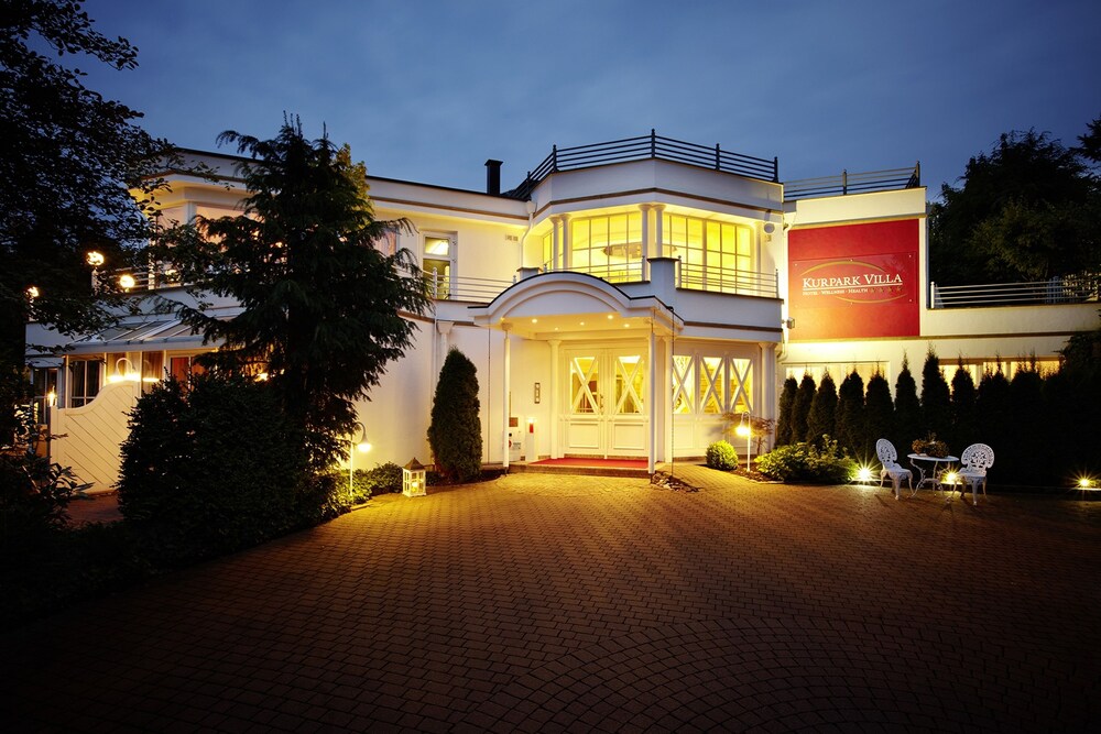 Kurpark Villa Aslan — 4-Star Luxury Hotel in Olsberg, Germany