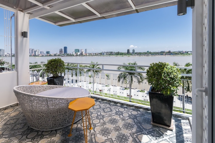 TAO Riverside Residence — 4-Star Luxury Hotel in Phnom Penh, Cambodia